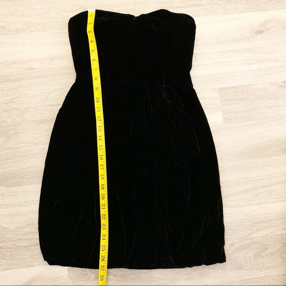 Marc Jacobs Silk Velvet Cocktail Party Strapless Black Dress - Picture 5 of 9